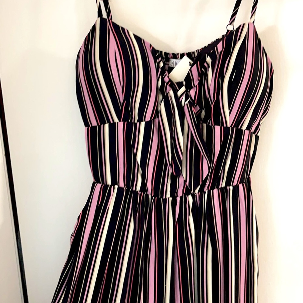 Adorable cropped romper!